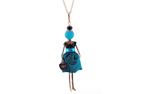 <p><span lang="en-us" xml:lang="en-us">Necklace pendant Gisel doll<span class="apple-converted-space"> </span><strong><span>made in Italy</span></strong><span class="apple-converted-space"> </span>handmade, the original!</span></p>
<p></p>
<p><span lang="en-us" xml:lang="en-us">Enriched with clothes, minutely manufactured and handcrafted, by experienced tailors.</span></p>
<p></p>
<p><span lang="en-us" xml:lang="en-us">Finished up with extreme attention to detail, every doll is a unique piece with a necklace, a heart shaped bag and a different fashion look according to its finish.</span></p>
<p></p>